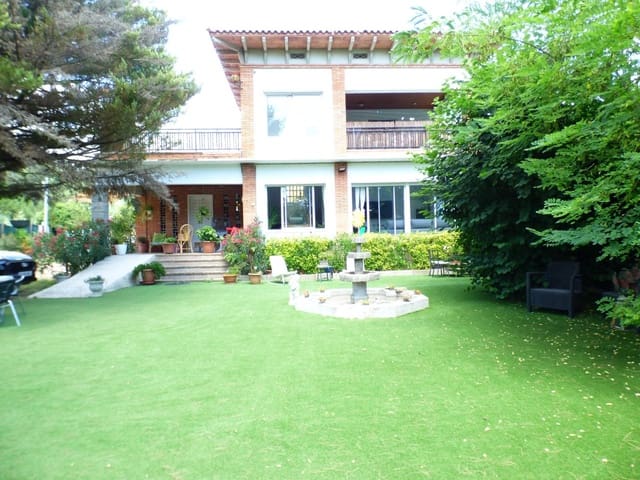 4 chambre Finca/Maison de Campagne à vendre à Sant Salvador de Guardiola avec piscine garage - 369 000 € (Ref: 9552781)