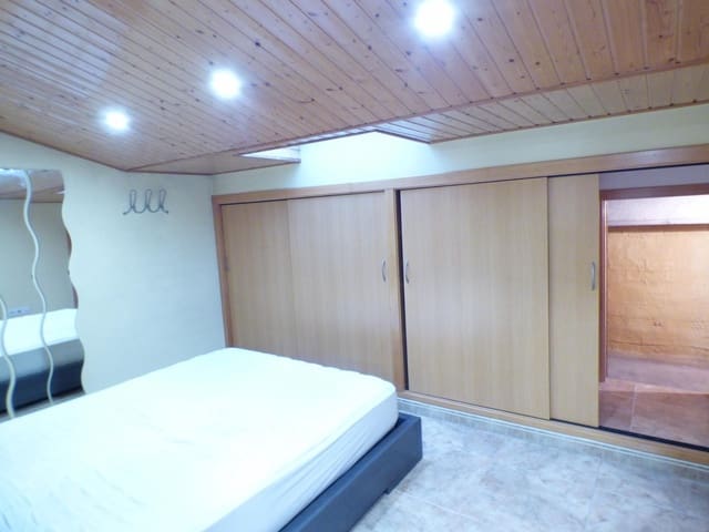 2 bedroom Penthouse for sale in Sant Joan de Vilatorrada - € 130,000 (Ref: 9563981)