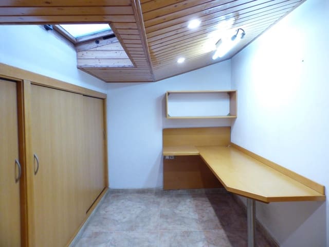 2 bedroom Penthouse for sale in Sant Joan de Vilatorrada - € 130,000 (Ref: 9563981)