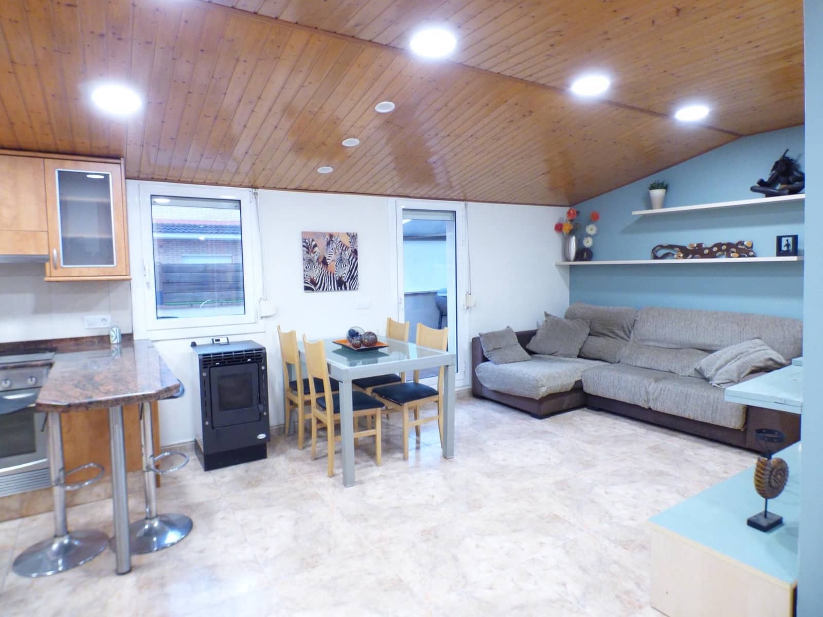 2 bedroom Penthouse for sale in Sant Joan de Vilatorrada - € 130,000 (Ref: 9563981)