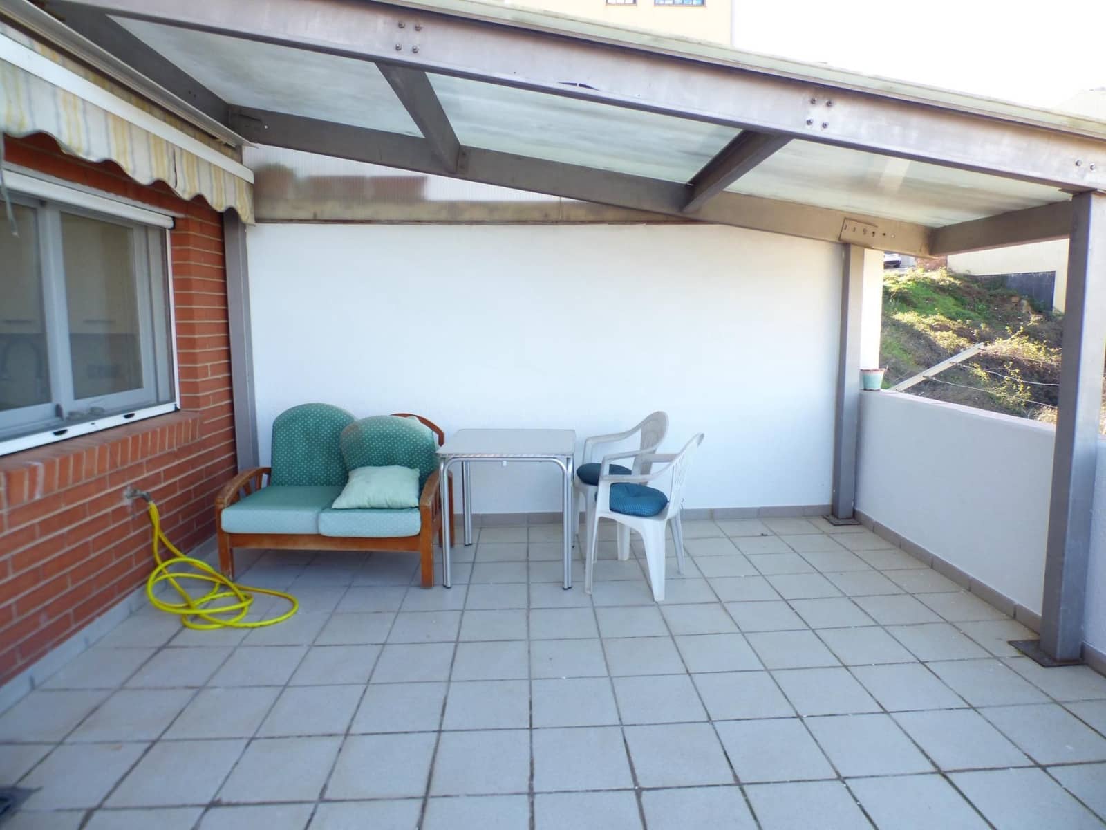 4 bedroom Villa for rent in Cardona with garage - € 1,200 (Ref: 9606991)