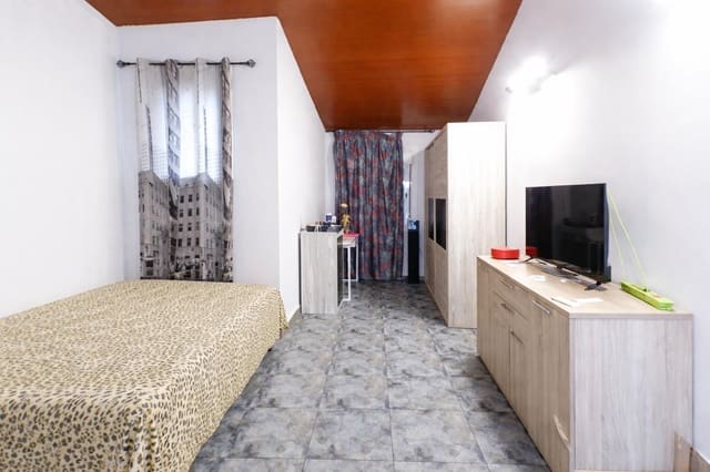 4 makuuhuone Omakotitalo myytävänä paikassa Sant Joan de Vilatorrada mukana 
autotalli - 178 000 € (Ref: 9618866)