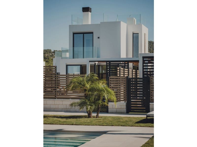 3 soveværelse Villa til salg i Cala Tarida med swimmingpool - € 870.000 (Ref: 8610205)