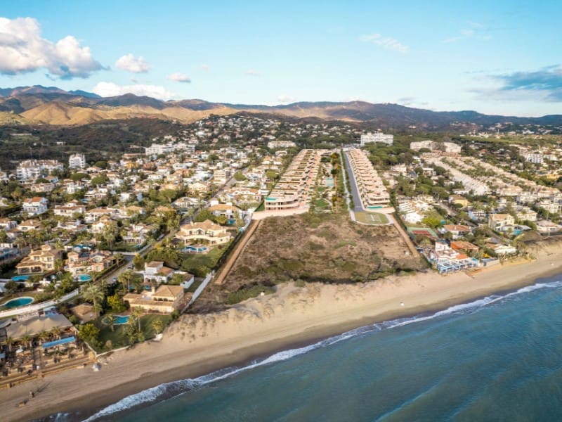 3 soveværelse Byhus til salg i Marbella med swimmingpool garage - € 3.350.000 (Ref: 8612973)