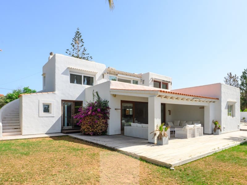 6 bedroom Villa for sale in Santa Eulalia / Santa Eularia with pool garage - € 4,900,000 (Ref: 9340398)