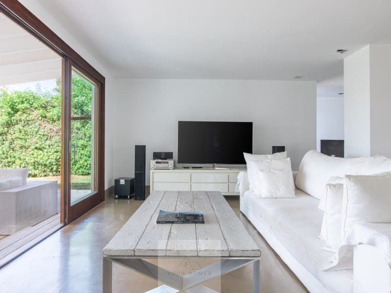 6 bedroom Villa for sale in Santa Eulalia / Santa Eularia with pool garage - € 4,900,000 (Ref: 9340398)