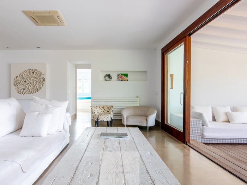 6 bedroom Villa for sale in Santa Eulalia / Santa Eularia with pool garage - € 4,900,000 (Ref: 9340398)