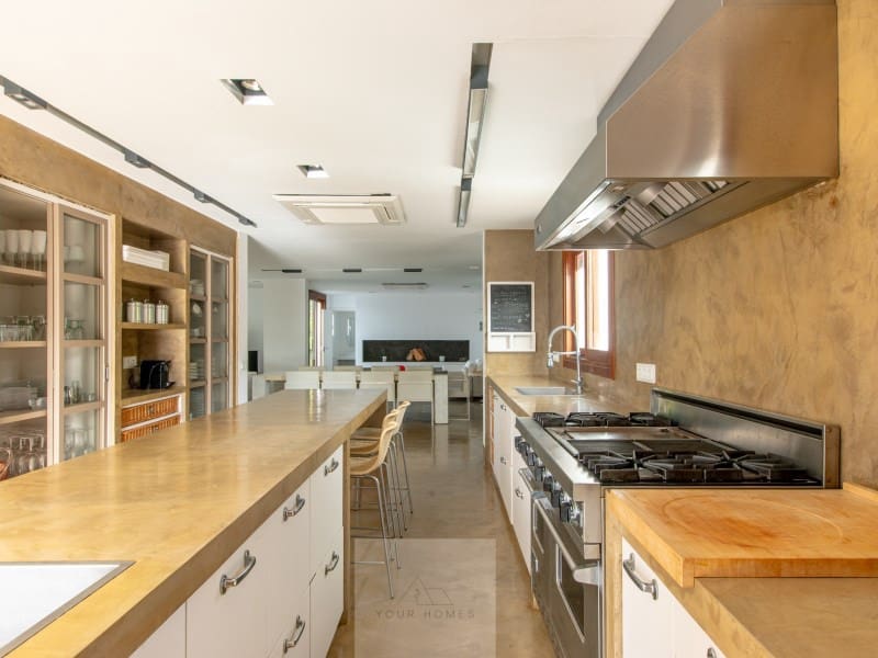 6 bedroom Villa for sale in Santa Eulalia / Santa Eularia with pool garage - € 4,900,000 (Ref: 9340398)