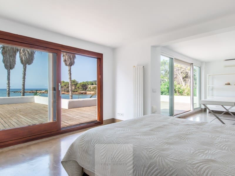 6 bedroom Villa for sale in Santa Eulalia / Santa Eularia with pool garage - € 4,900,000 (Ref: 9340398)