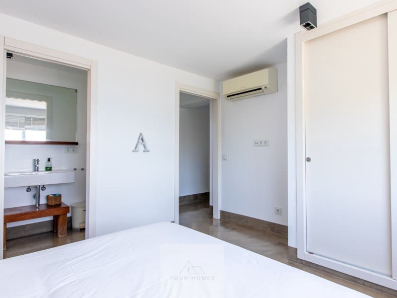 6 bedroom Villa for sale in Santa Eulalia / Santa Eularia with pool garage - € 4,900,000 (Ref: 9340398)