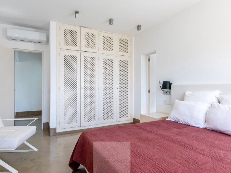 6 bedroom Villa for sale in Santa Eulalia / Santa Eularia with pool garage - € 4,900,000 (Ref: 9340398)