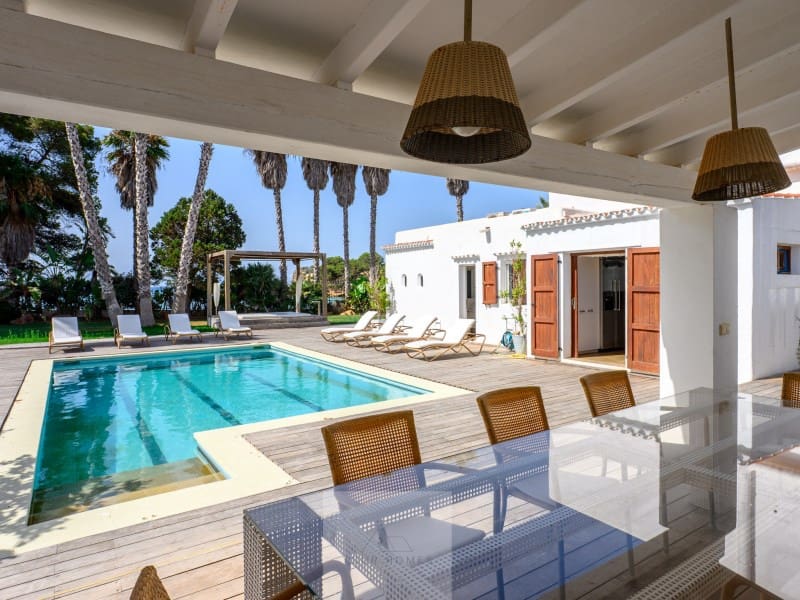 6 bedroom Villa for sale in Santa Eulalia / Santa Eularia with pool garage - € 4,900,000 (Ref: 9340398)