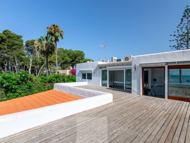 6 bedroom Villa for sale in Santa Eulalia / Santa Eularia with pool garage - € 4,900,000 (Ref: 9340398)