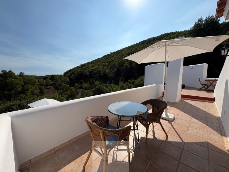 4 sypialnia Willa do wynajęcia w Sant Carles de Peralta z basenem garażem - 6 600 € (Ref: 9379240)