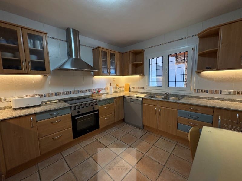 4 sypialnia Willa do wynajęcia w Sant Carles de Peralta z basenem garażem - 6 600 € (Ref: 9379240)