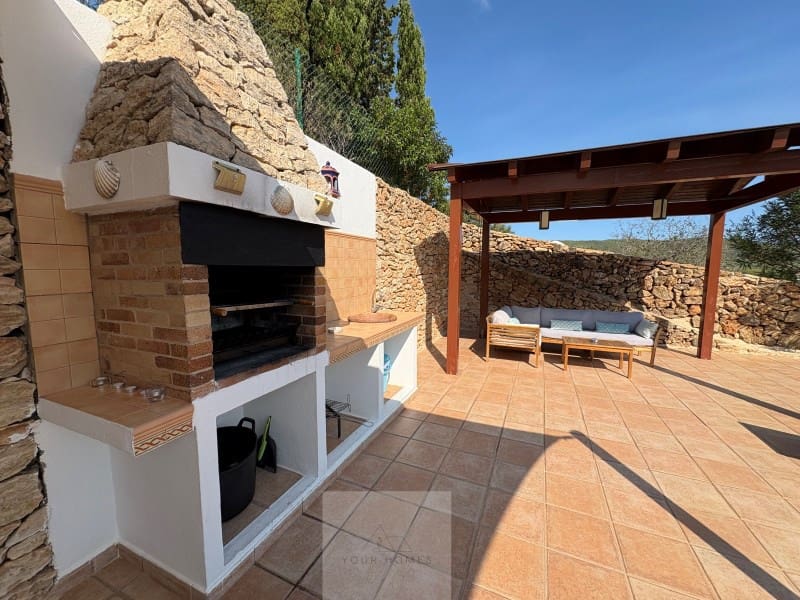 4 sypialnia Willa do wynajęcia w Sant Carles de Peralta z basenem garażem - 6 600 € (Ref: 9379240)