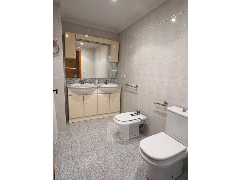 3 bedroom Flat for sale in Santa Eulalia / Santa Eularia with garage - € 1,050,000 (Ref: 9406574)