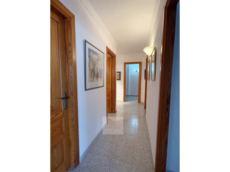 3 bedroom Flat for sale in Santa Eulalia / Santa Eularia with garage - € 1,050,000 (Ref: 9406574)