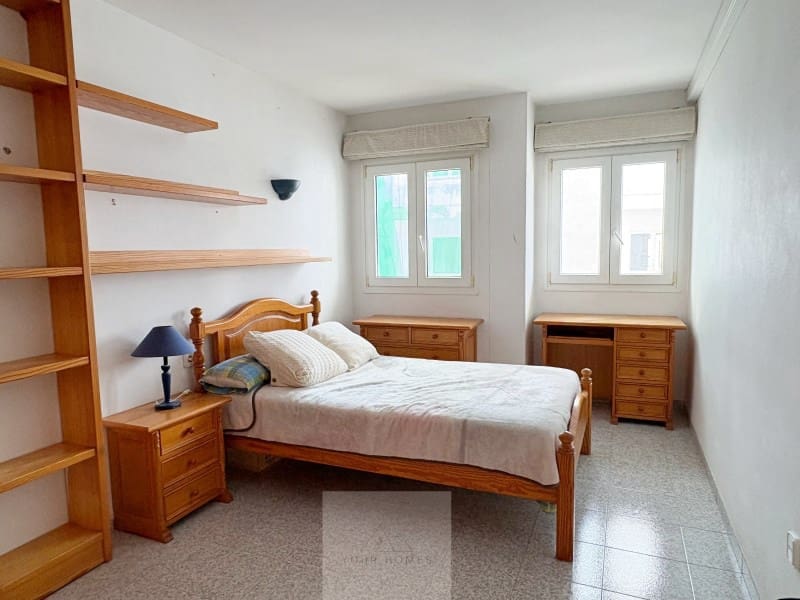 3 bedroom Flat for sale in Santa Eulalia / Santa Eularia with garage - € 1,050,000 (Ref: 9406574)