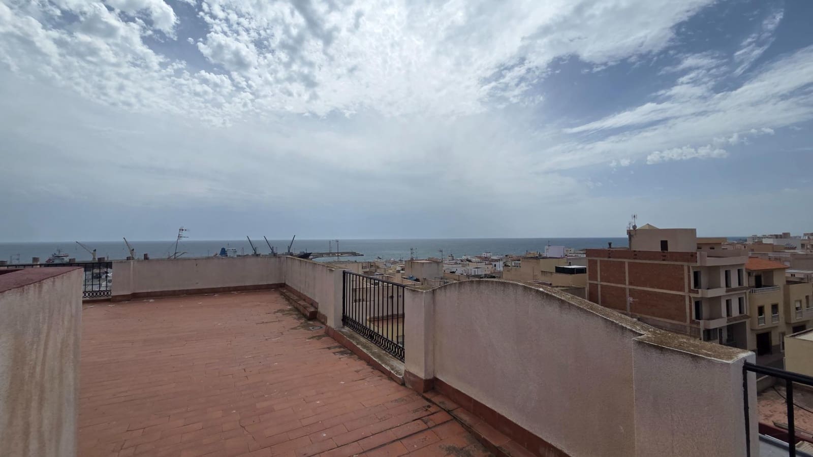 2 slaapkamer Appartement te koop in Garrucha - € 109.900 (Ref: 10025823)