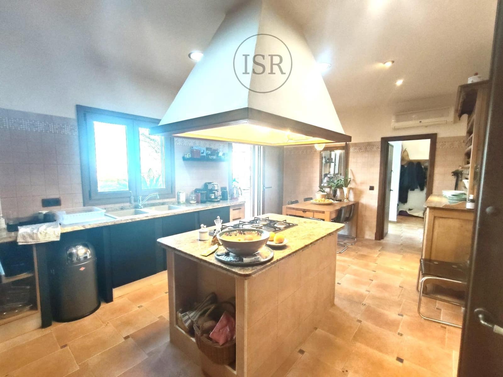 5 soverom Villa til salgs i Nijar med svømmebasseng garasje - € 569 000 (Ref: 8012899)