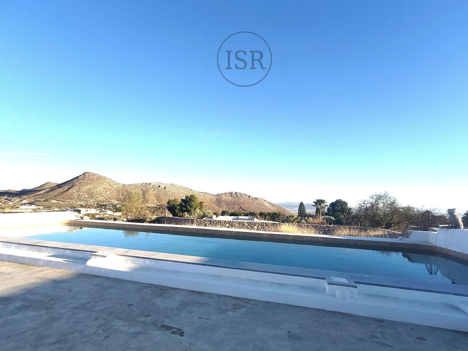 5 soverom Villa til salgs i Nijar med svømmebasseng garasje - € 569 000 (Ref: 8012899)