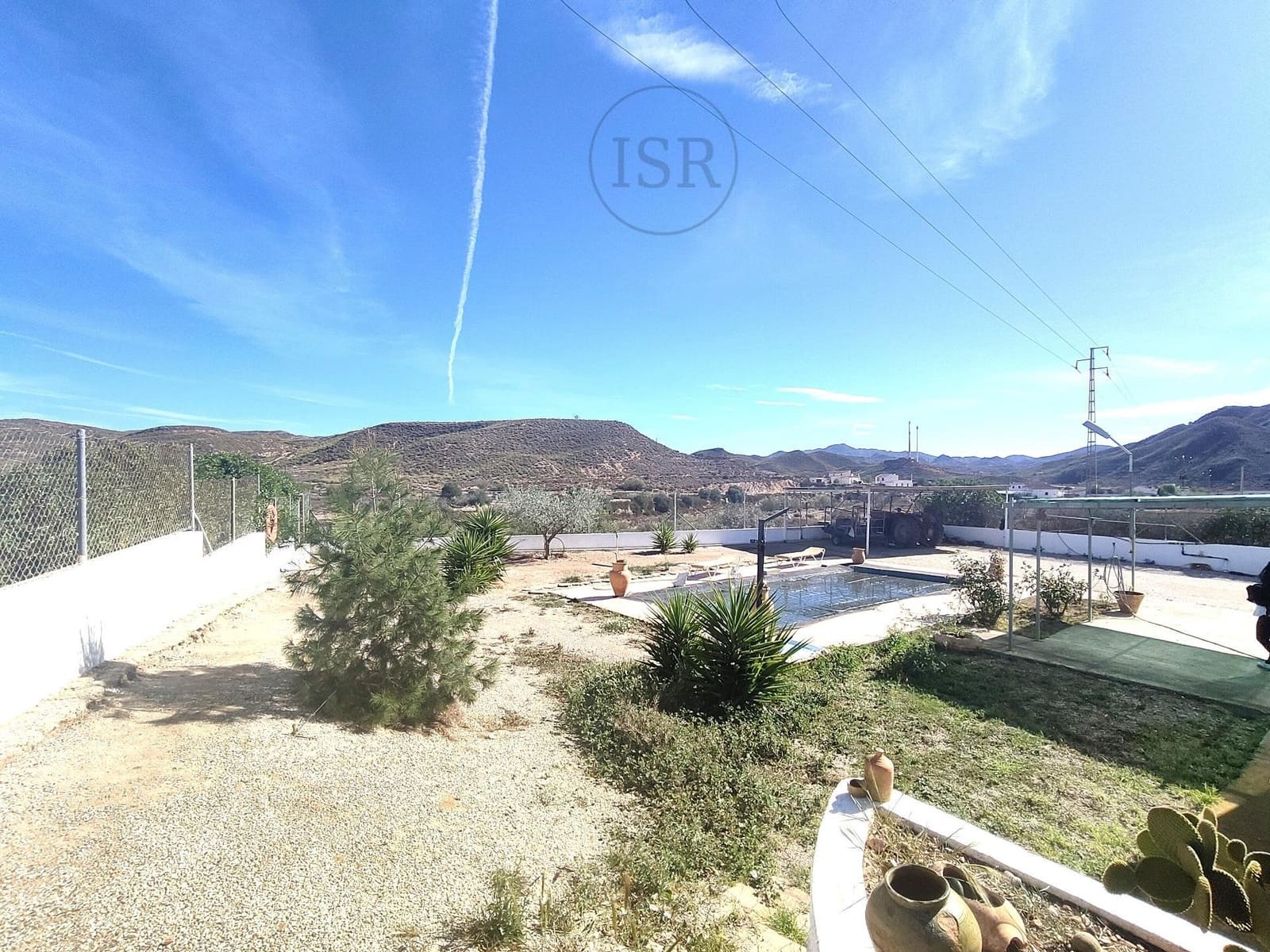 6 soveværelse Finca/Landehus til salg i Sorbas med swimmingpool garage - € 197.000 (Ref: 8199495)