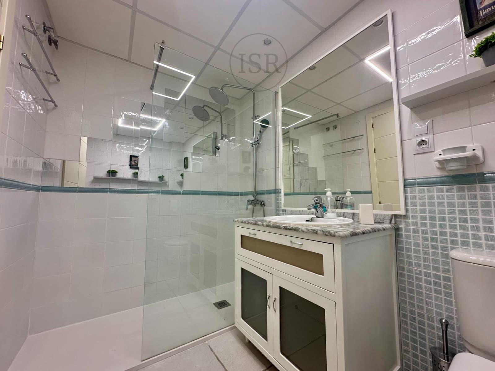 2 soveværelse Penthouse til salg i Puerto del Rey med swimmingpool - € 220.000 (Ref: 8373866)