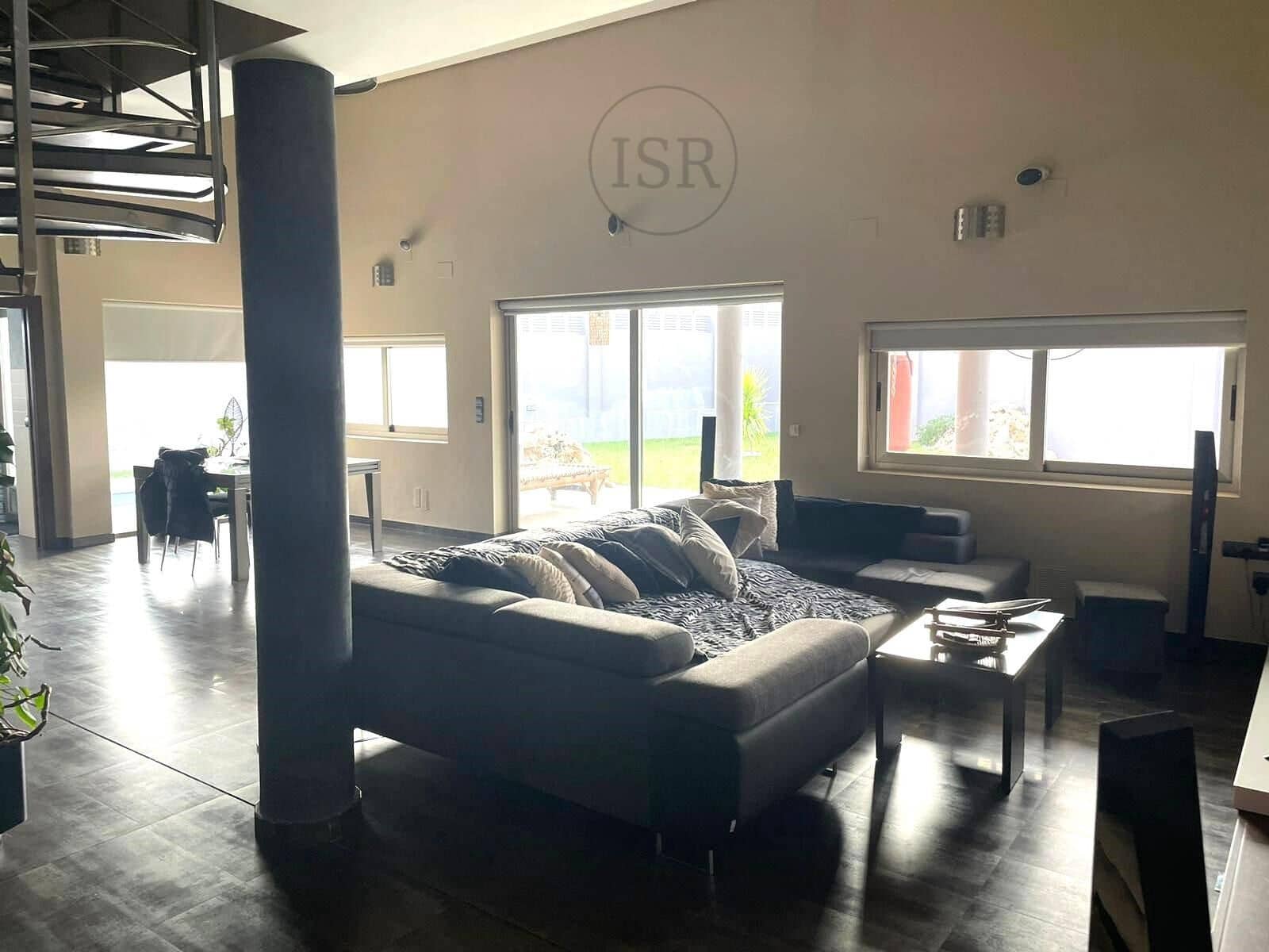 5 soveværelse Villa til salg i Baza med swimmingpool garage - € 594.000 (Ref: 8440382)