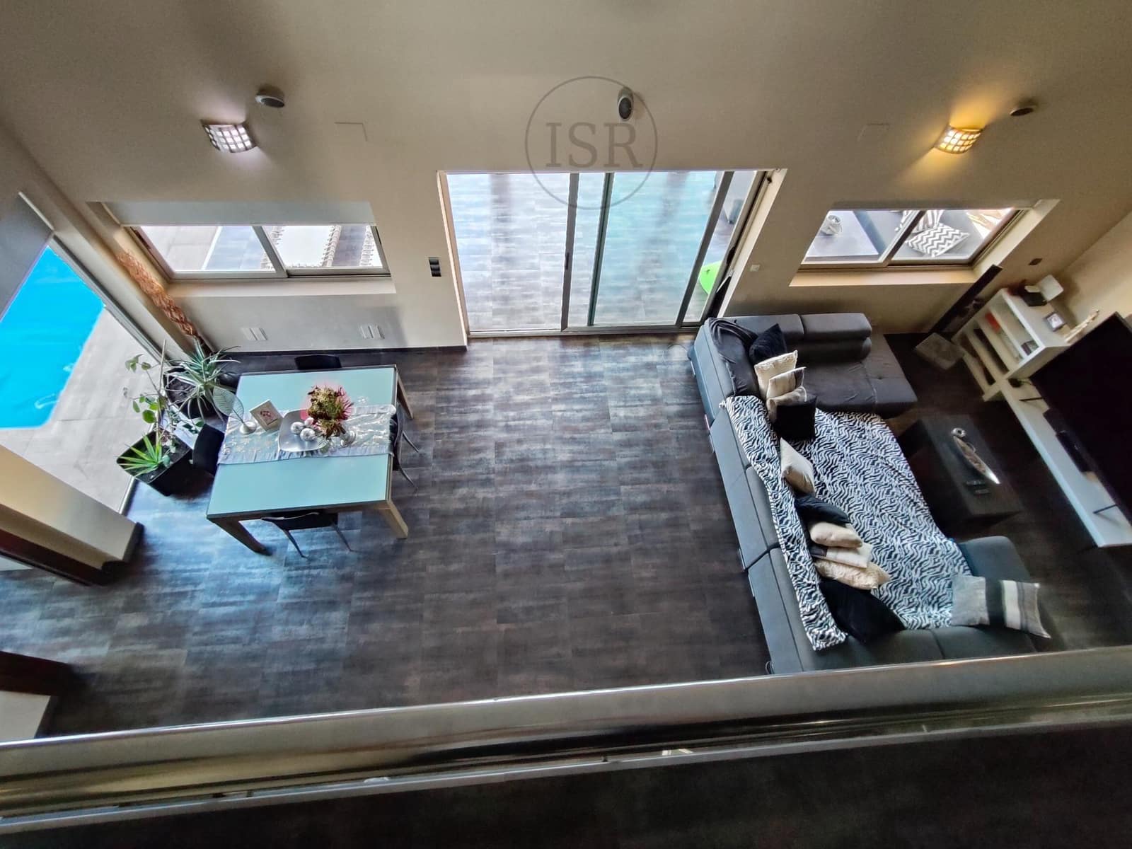 5 soveværelse Villa til salg i Baza med swimmingpool garage - € 594.000 (Ref: 8440382)