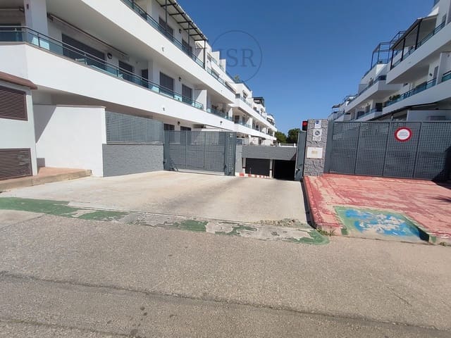 Garage for sale in Garrucha - € 10,900 (Ref: 9004977)
