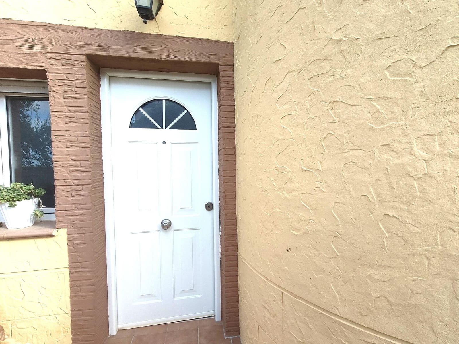 6 bedroom Villa for sale in Vera with pool - € 379,500 (Ref: 9114237)