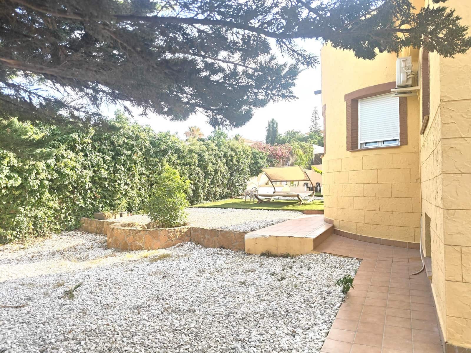 6 bedroom Villa for sale in Vera with pool - € 379,500 (Ref: 9114237)