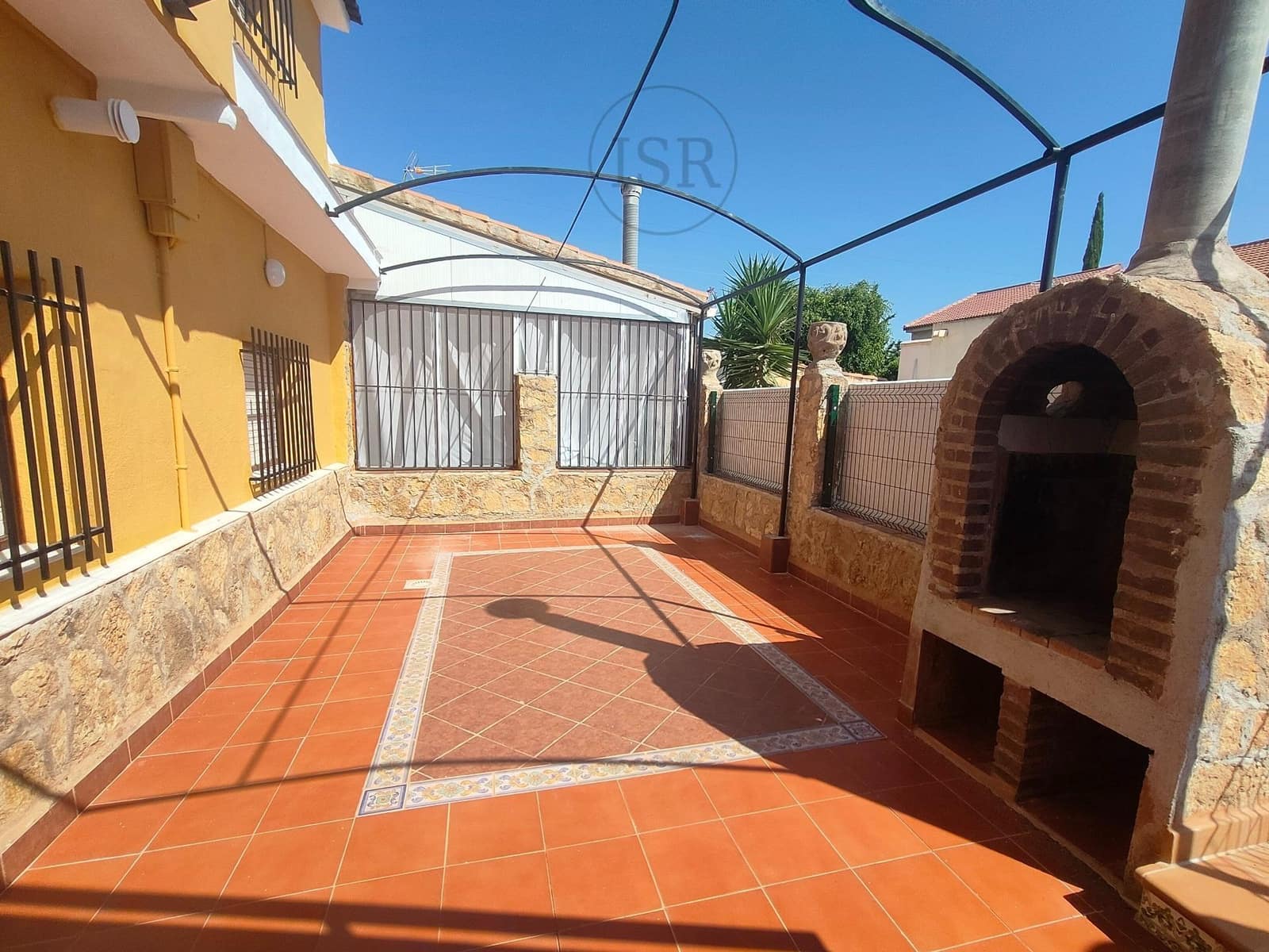 8 soveværelse Rækkehus til salg i San Juan de los Terreros med garage - € 250.000 (Ref: 9165843)