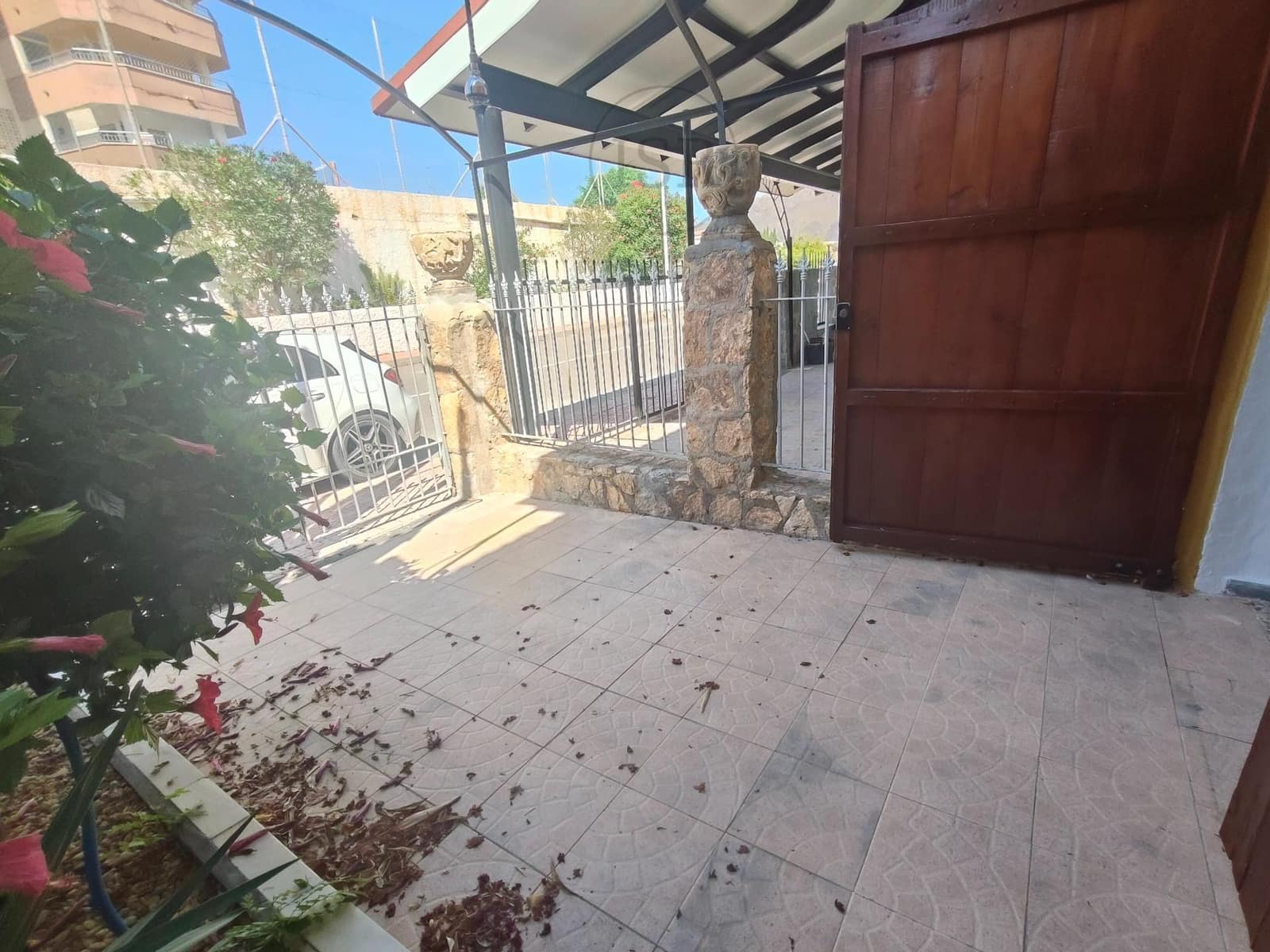 8 soveværelse Rækkehus til salg i San Juan de los Terreros med garage - € 250.000 (Ref: 9165843)