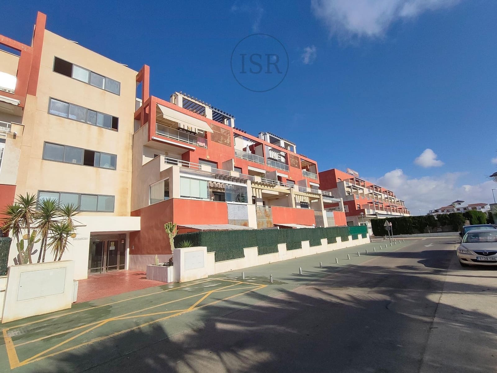 2 soveværelse Penthouse til salg i Puerto del Rey med swimmingpool - € 197.000 (Ref: 9240451)