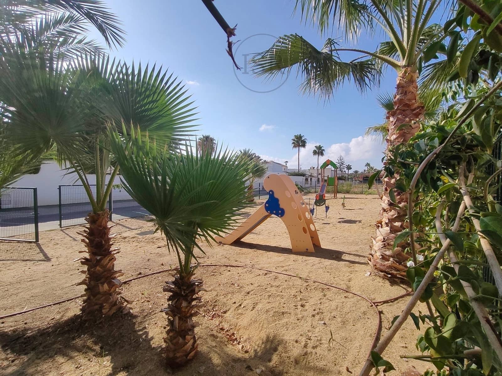 2 soveværelse Penthouse til salg i Puerto del Rey med swimmingpool - € 197.000 (Ref: 9240451)