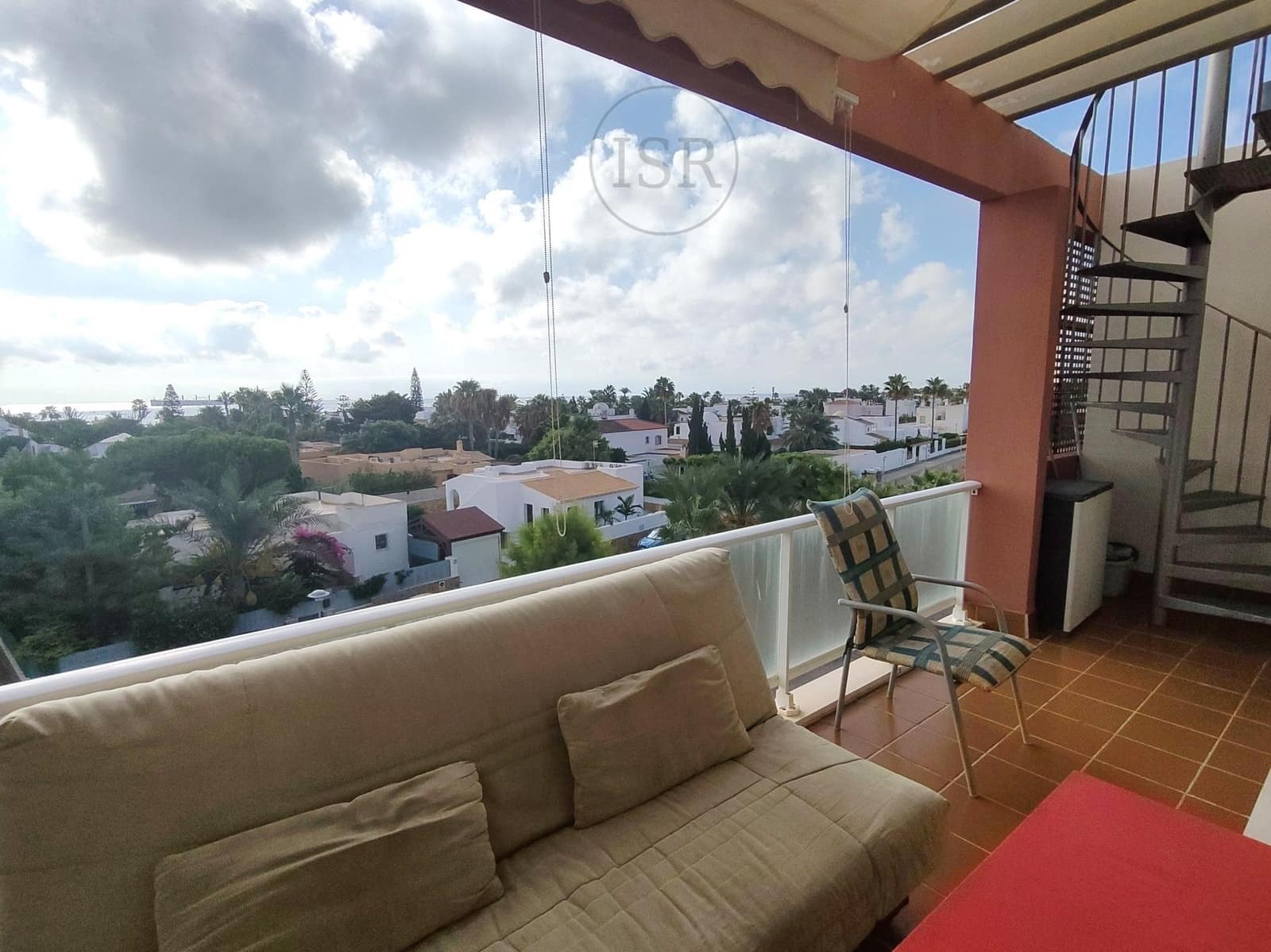 2 soveværelse Penthouse til salg i Puerto del Rey med swimmingpool - € 197.000 (Ref: 9240451)