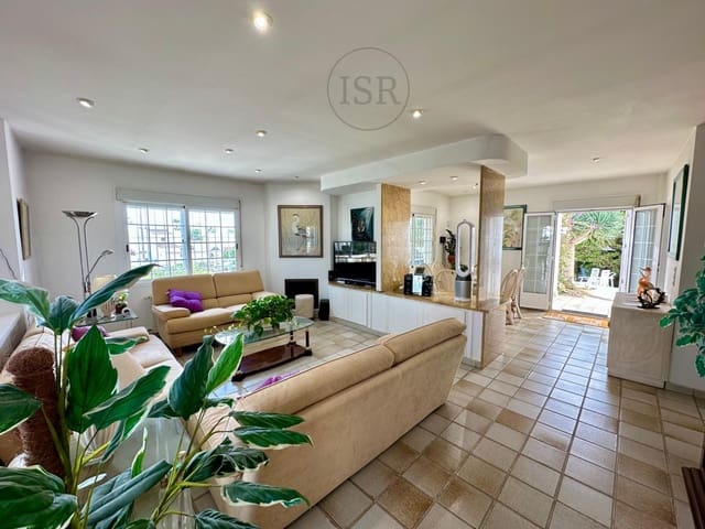 5 chambre Villa/Maison à vendre à Puerto del Rey, Vera avec piscine - 645 000 € (Ref: 9276403)