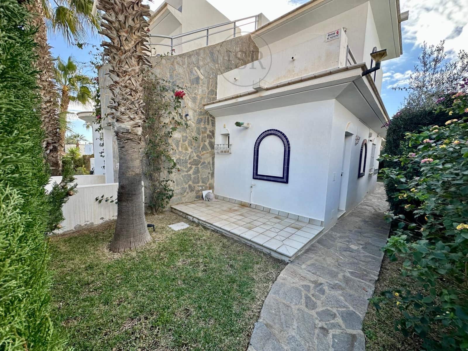 5 bedroom Villa for sale in Puerto del Rey with pool - € 645,000 (Ref: 9276403)