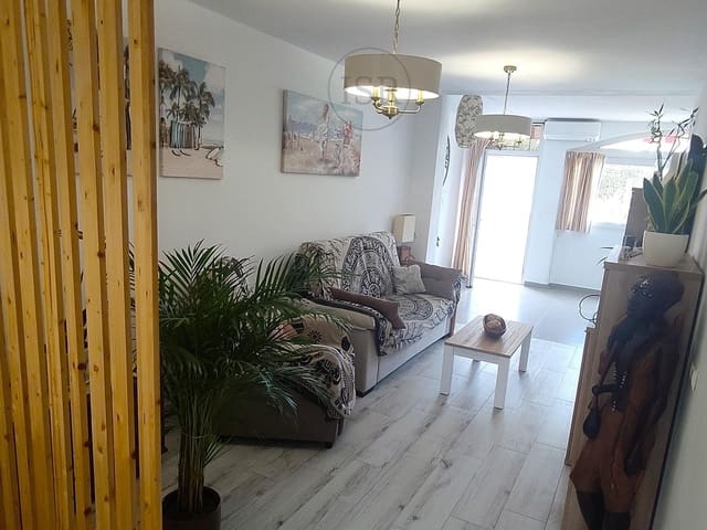 2 Zimmer Apartment zu verkaufen in Cala Marqués, Vera mit Pool - 236.500 € (Ref: 9282281)