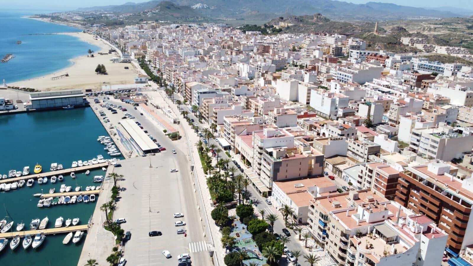 2 bedroom Apartment for sale in Garrucha - € 165,000 (Ref: 9437202)