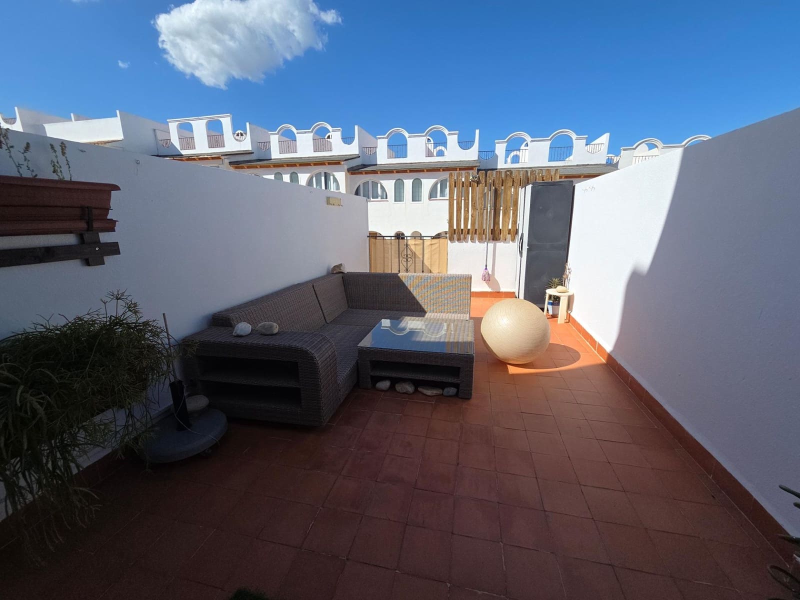 2 soverom Leilighet til salgs i Mojacar med svømmebasseng garasje - € 235 000 (Ref: 9752119)