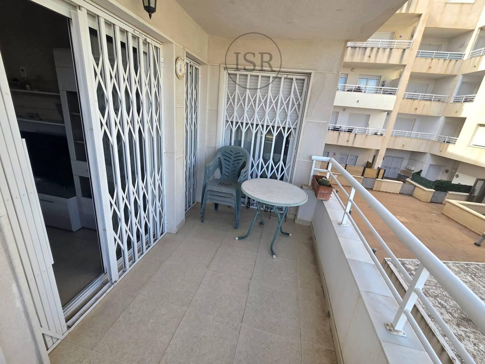 3 bedroom Apartment for sale in Garrucha with pool garage - € 185,000 (Ref: 9815923)