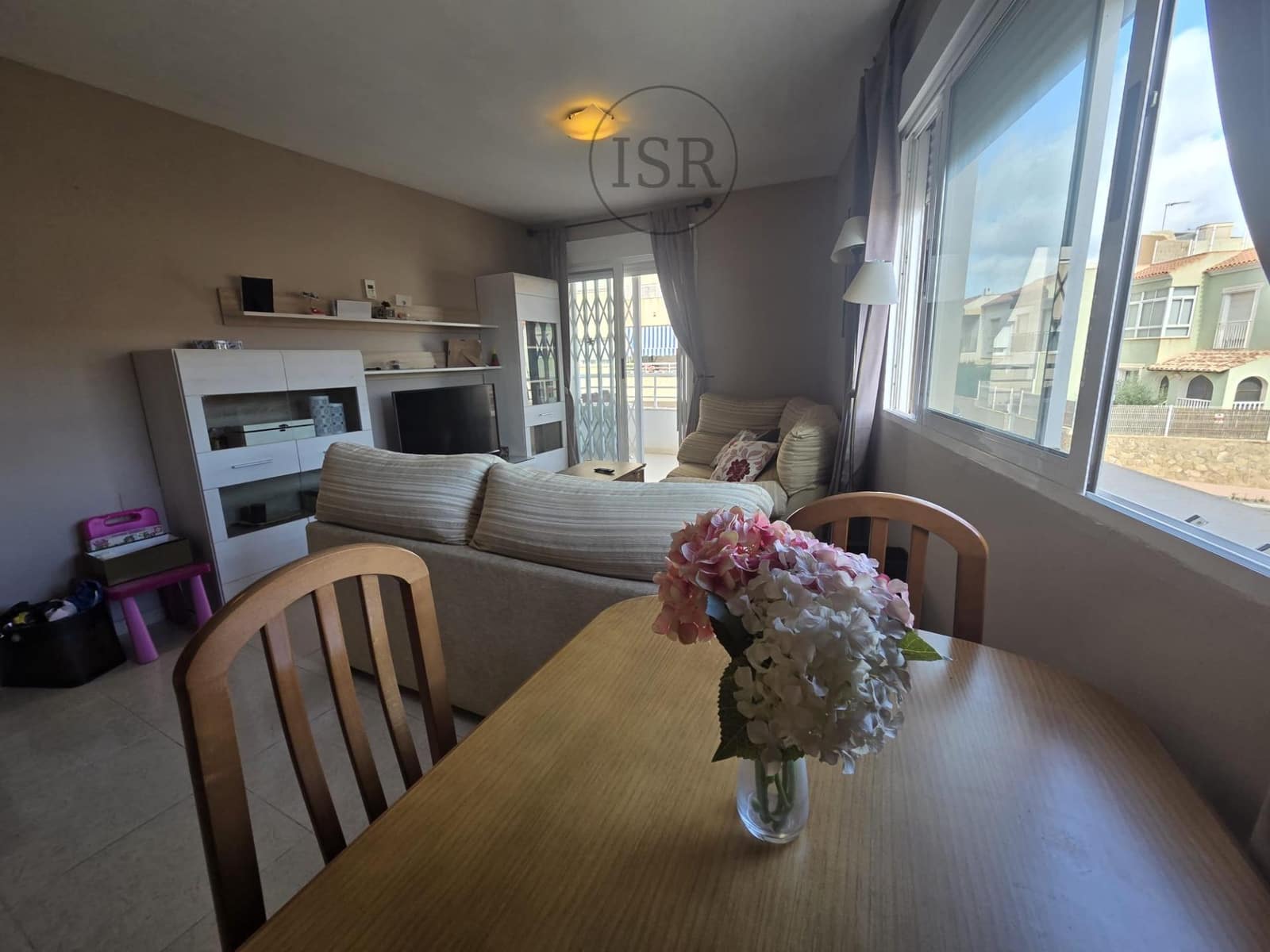 3 bedroom Apartment for sale in Garrucha with pool garage - € 185,000 (Ref: 9815923)