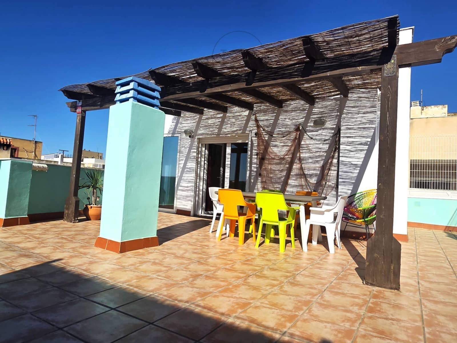 3 bedroom Penthouse for sale in Garrucha with pool garage - € 229,000 (Ref: 9843469)