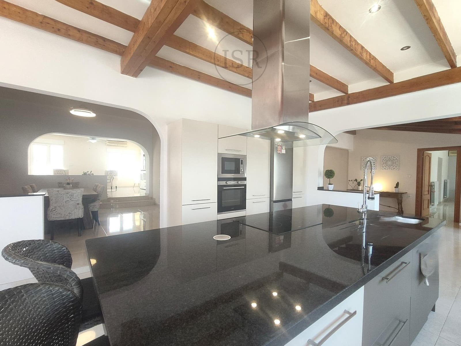 3 bedroom Villa for sale in El Real with garage - € 625,000 (Ref: 9865259)