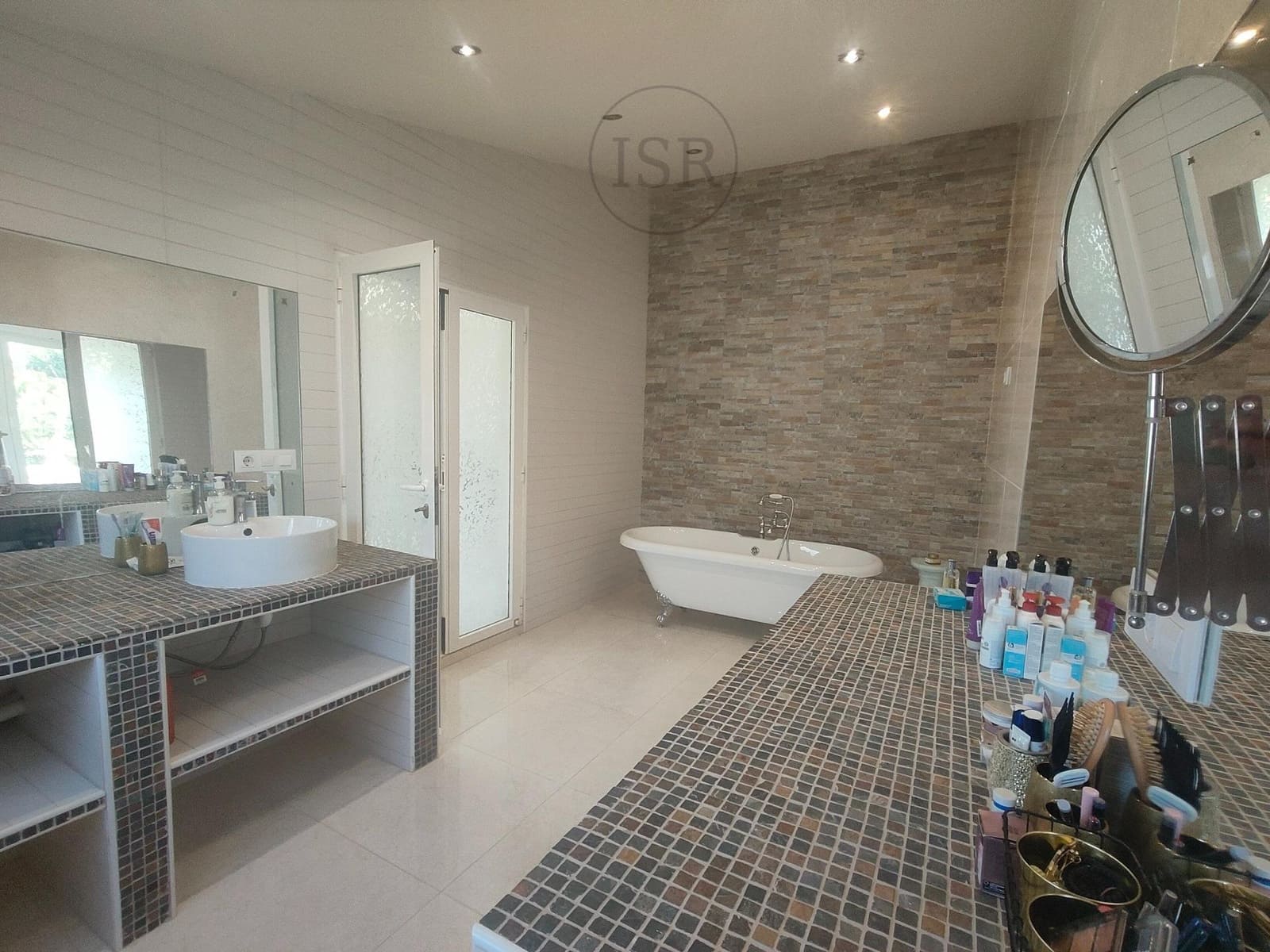 3 bedroom Villa for sale in El Real with garage - € 625,000 (Ref: 9865259)