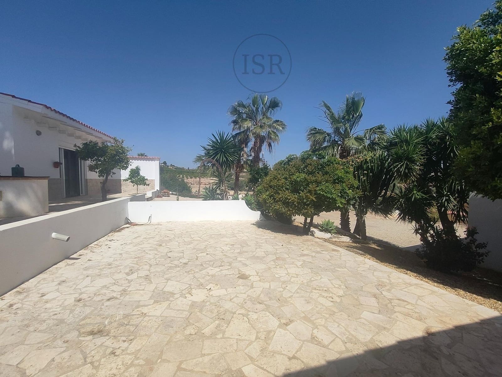 3 bedroom Villa for sale in El Real with garage - € 625,000 (Ref: 9865259)