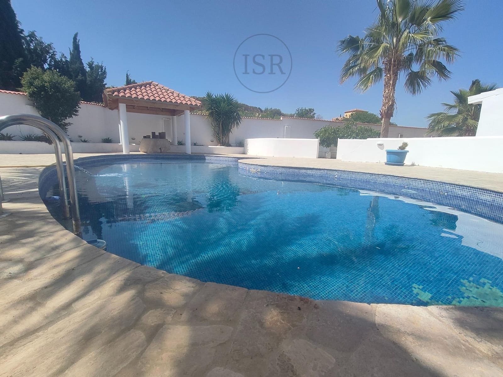 3 bedroom Villa for sale in El Real with garage - € 625,000 (Ref: 9865259)